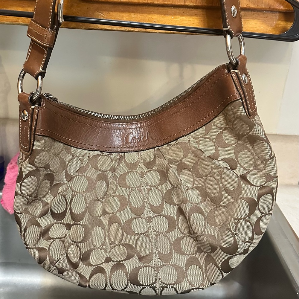 Coach shoulder bag